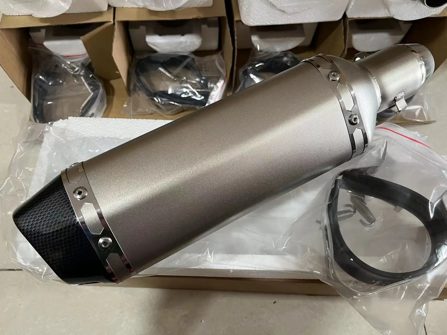 CHmotor Carbon Fiber Motorcycle Exhaust Muffler Pipe 250cc 350cc 600cc Escape Moto Tube For Nmax Tmax530 Msx125 GSR600