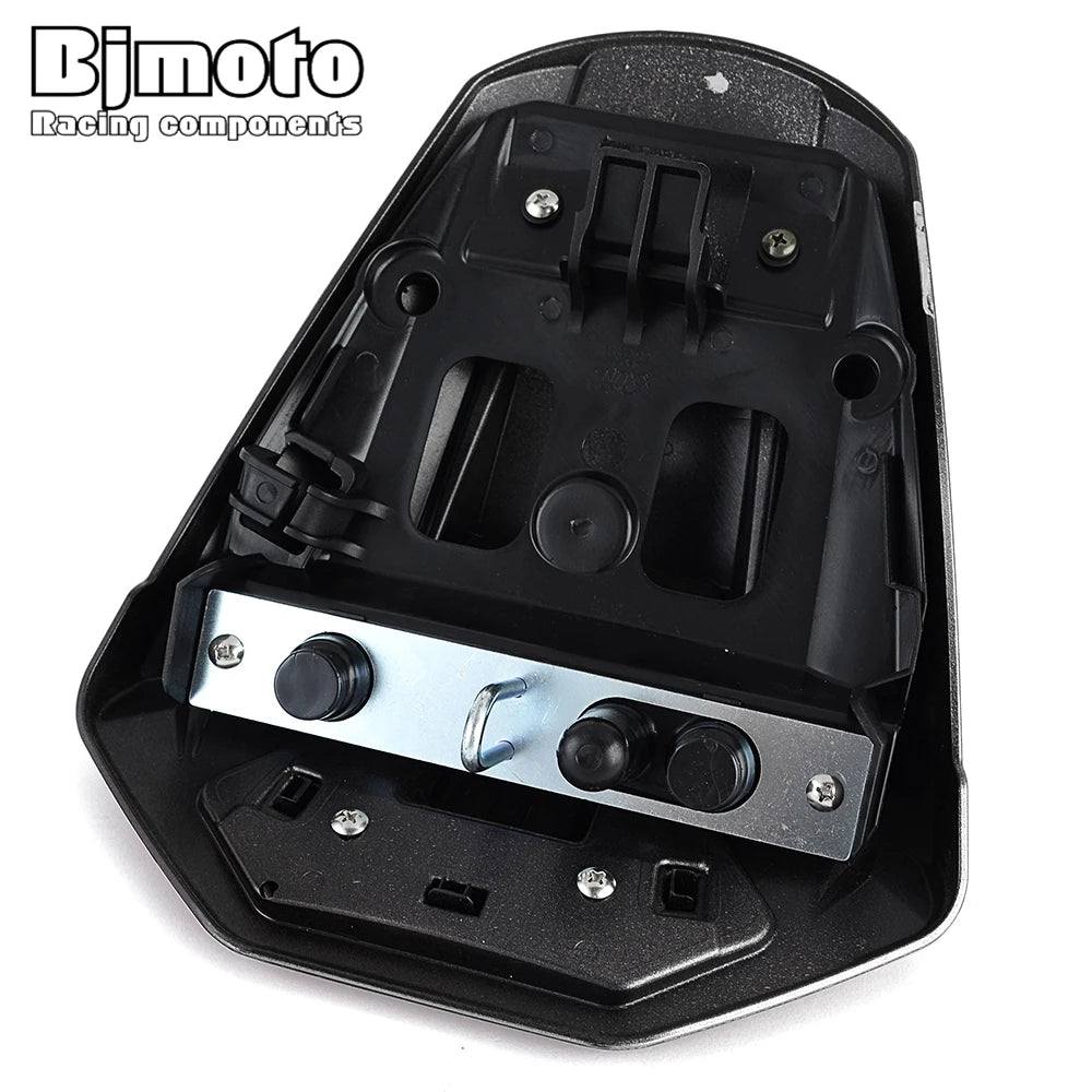 Rear Seat Cover Cowl For Suzuki GSXS1000 Rear Passenger Pillion Fairing Cowl GSX-S1000 GSX-S 1000 2021 2022 2023 2024